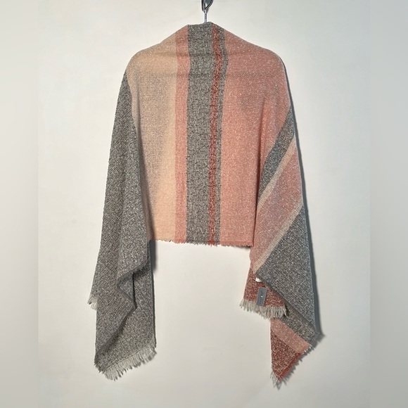 ARIANNA BY HOWARD'S NWT Soft Pink And Grey Woven Fringed Boho Scarf 27" X 72" - Picture 6 of 16